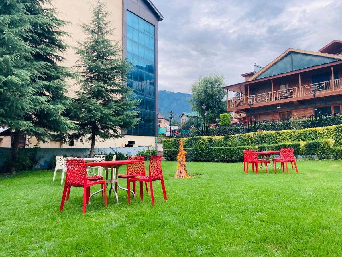 Snow Palm Resort, Manali Экстерьер фото
